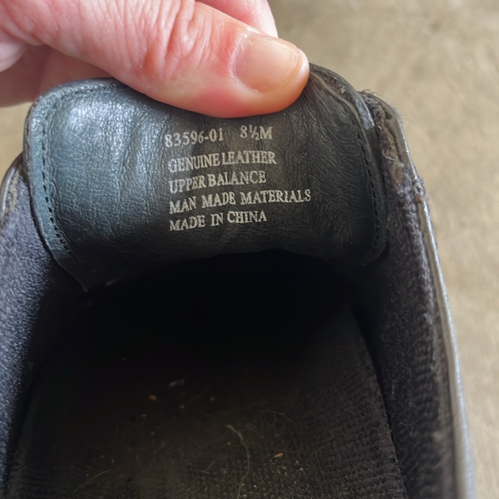 Men's Black Leather Dress Shoes - Picture 5 of 7